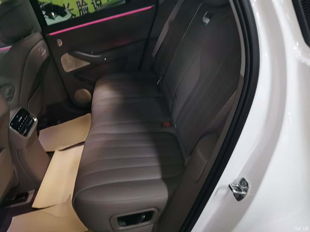 AITO M7, 2025 13