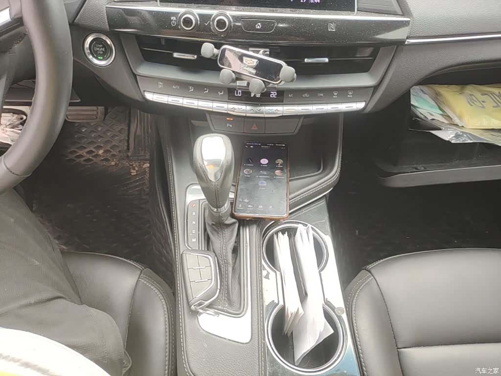 Cadillac CT4, 2021 14