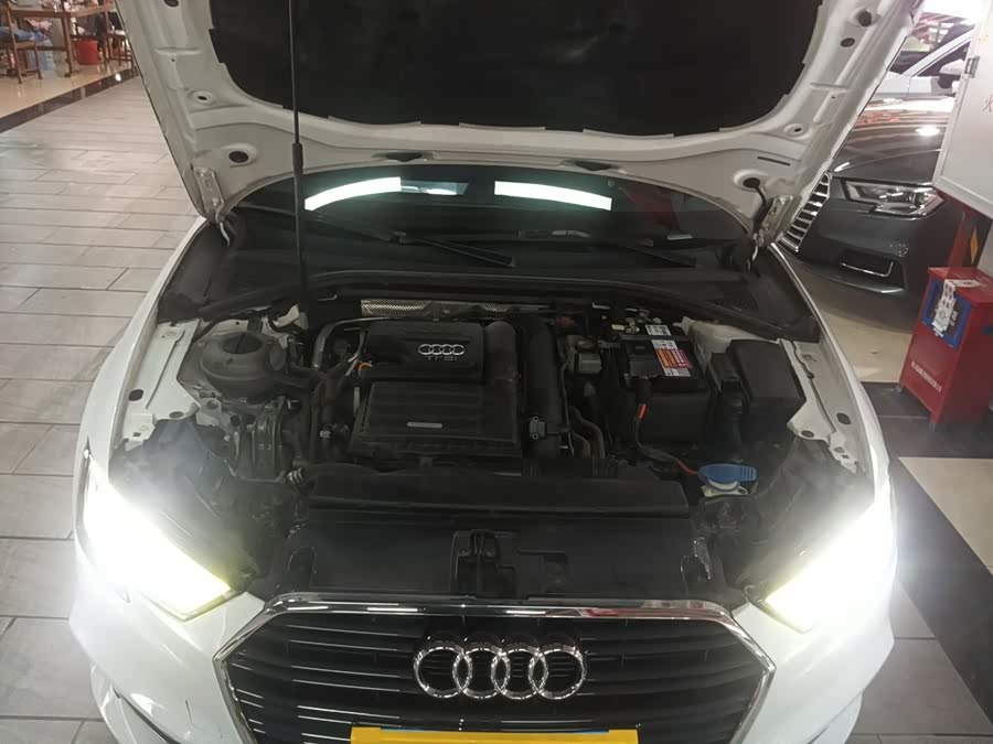 Audi A3 2019, фото 16