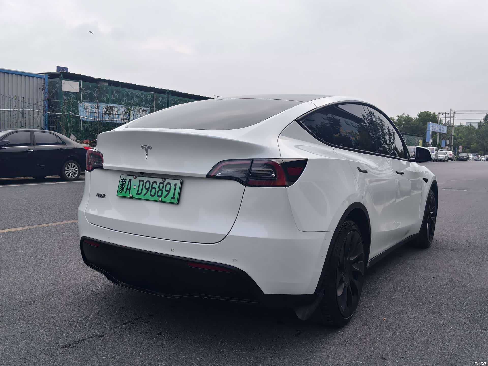 Tesla Model Y, 2022 6