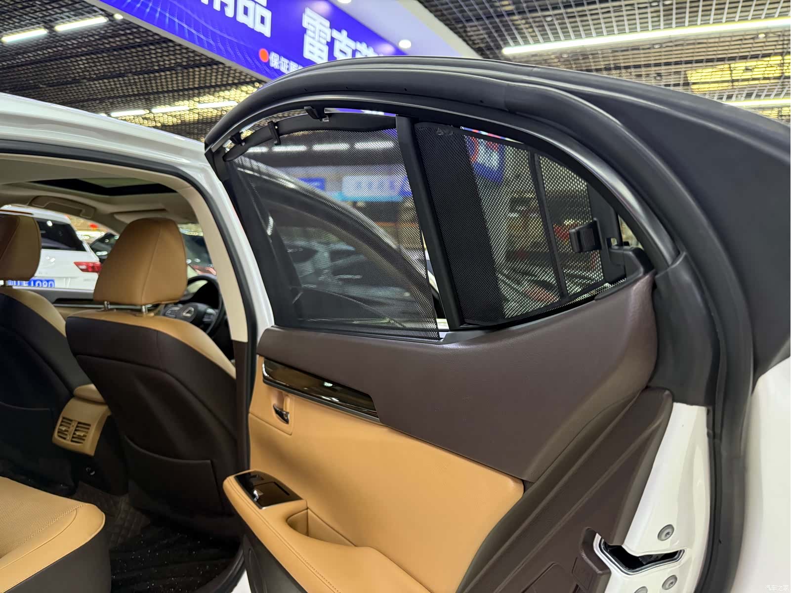 Lexus ES, 2016 18