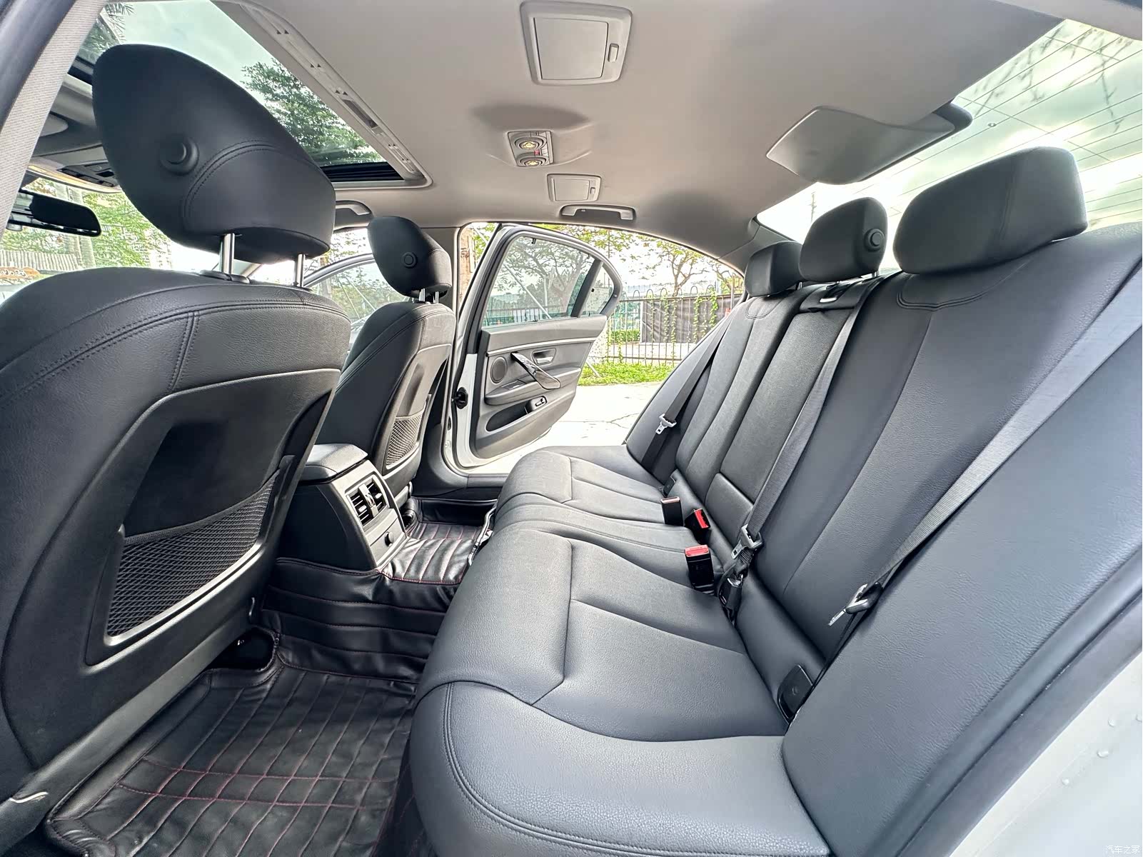 BMW 3 Series, 2017 15