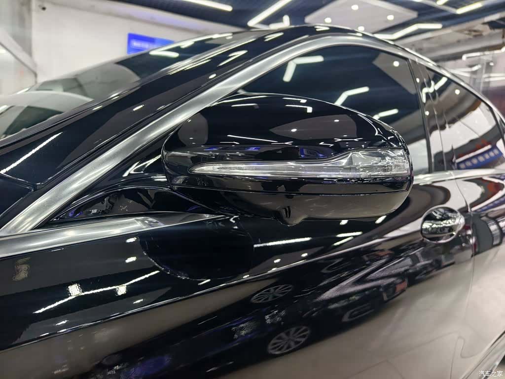 Mercedes-Benz E-Class, 2020 13