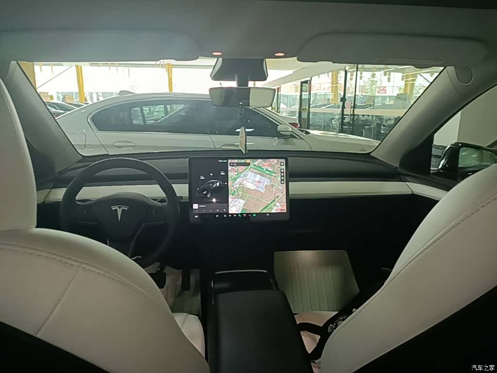 Tesla Model Y, 2021 6