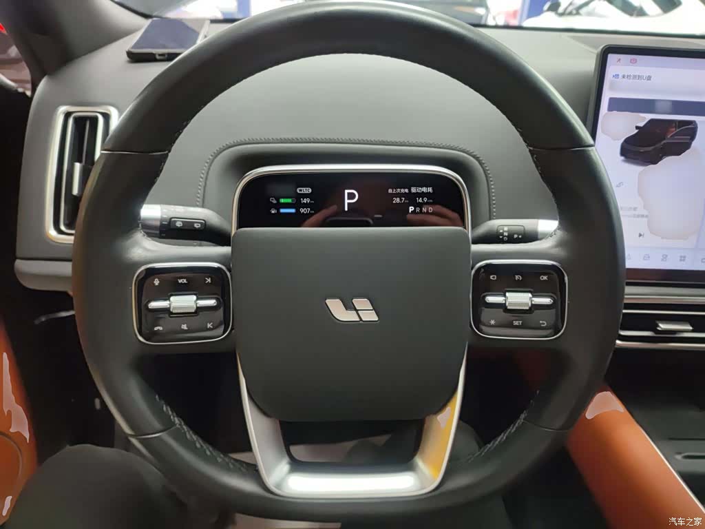 Li Auto L8, 2024 7