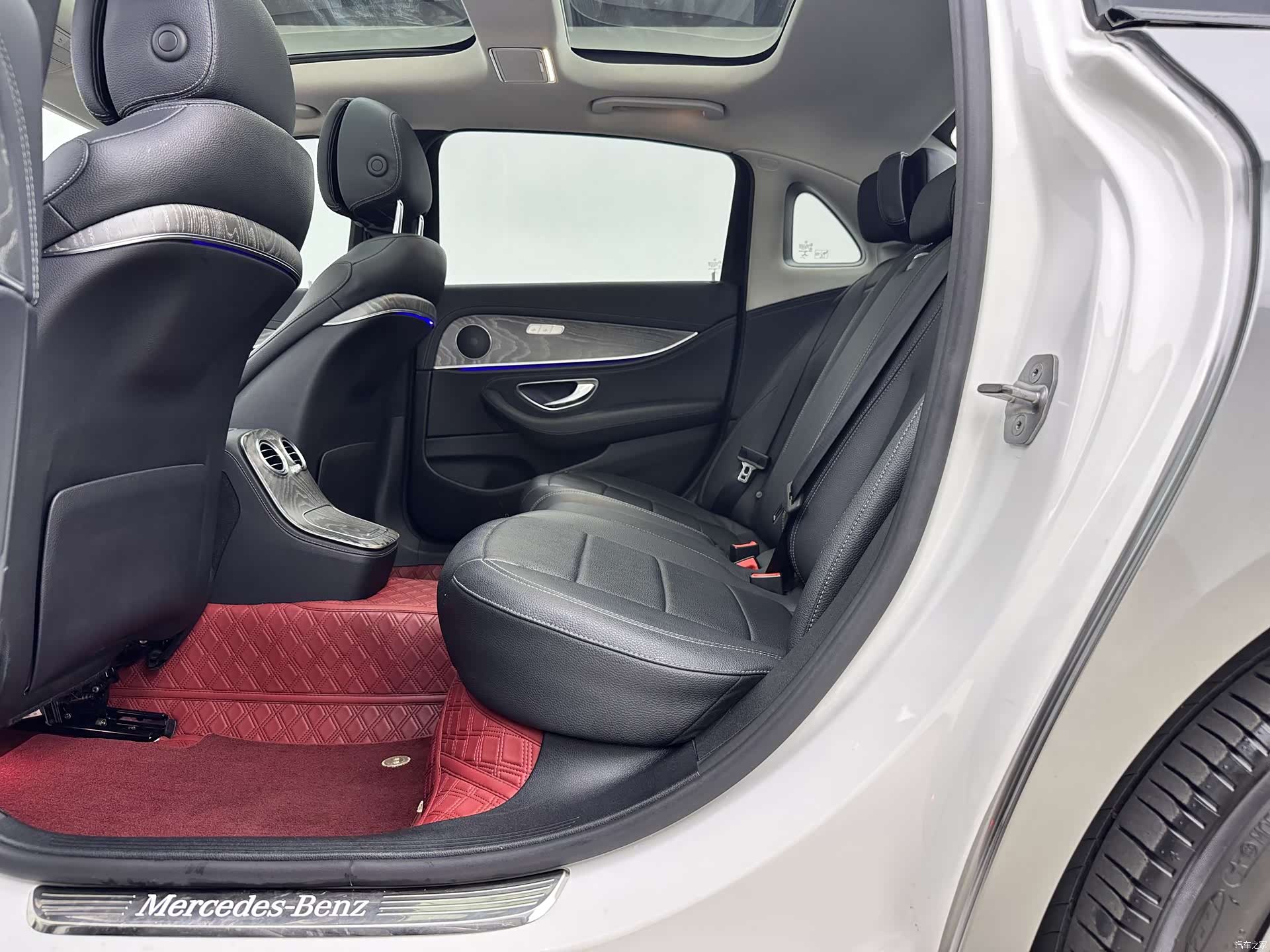 Mercedes-Benz E-Class, 2020 7