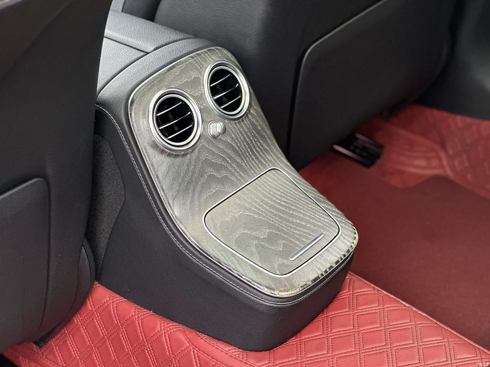 Mercedes-Benz E-Class, 2020 9