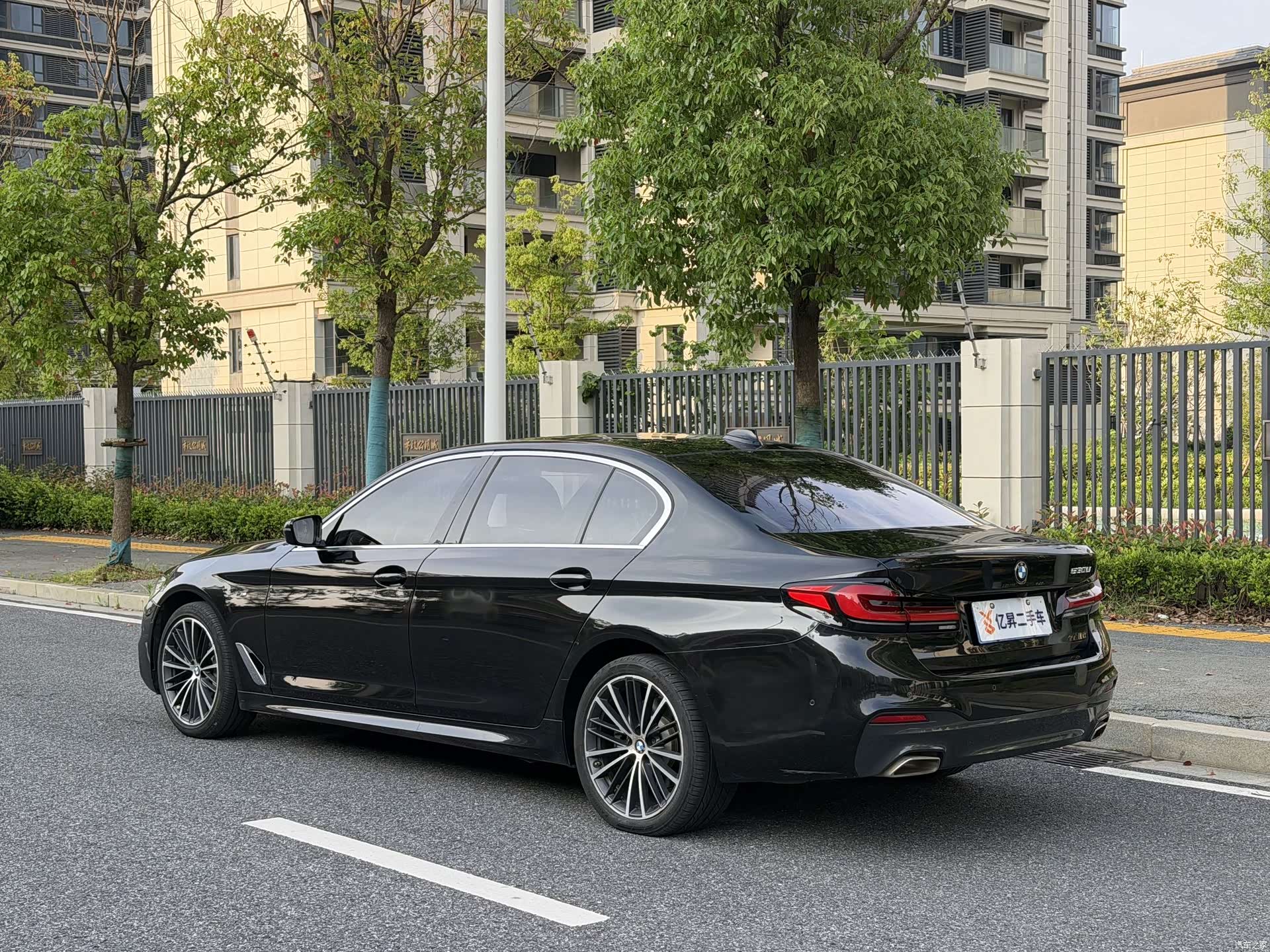 BMW 5 Series, 2020 4