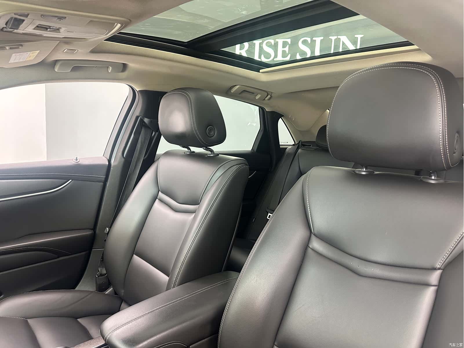 Cadillac XTS, 2019 28
