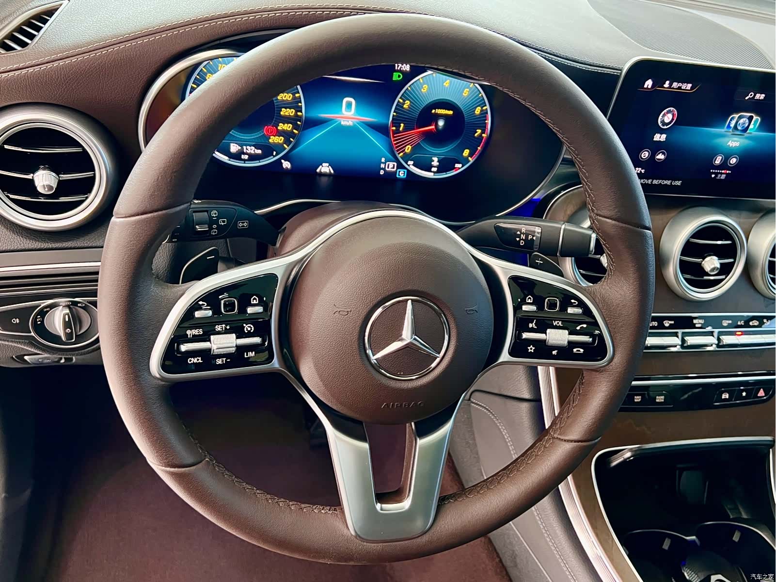 Mercedes-Benz GLC, 2022 15