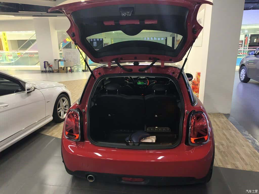Mini Cooper, 2020 19