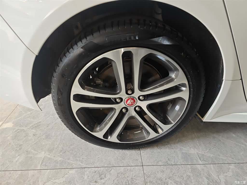 Land Rover XEL, 2024 26