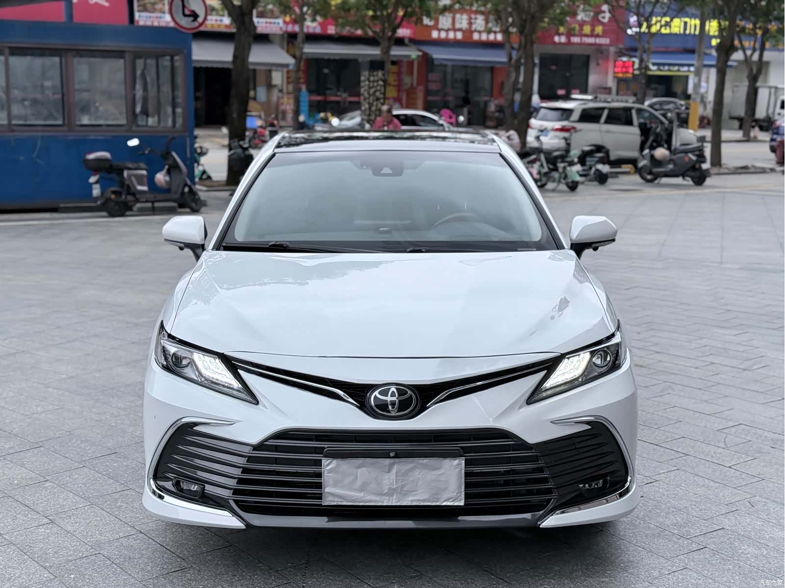 Toyota Camry, 2024 2