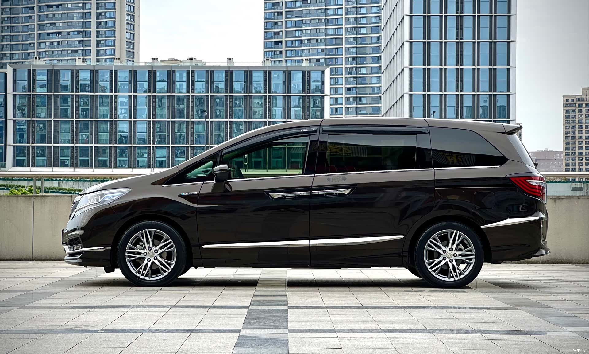 Honda Elysion, 2021 все фото