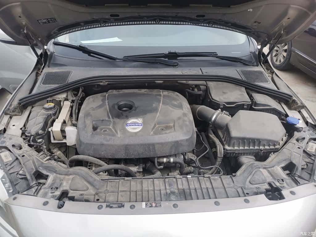 Volvo V60, 2015 20