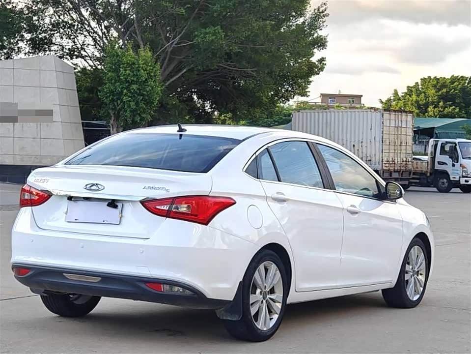 Chery Arrizo 5