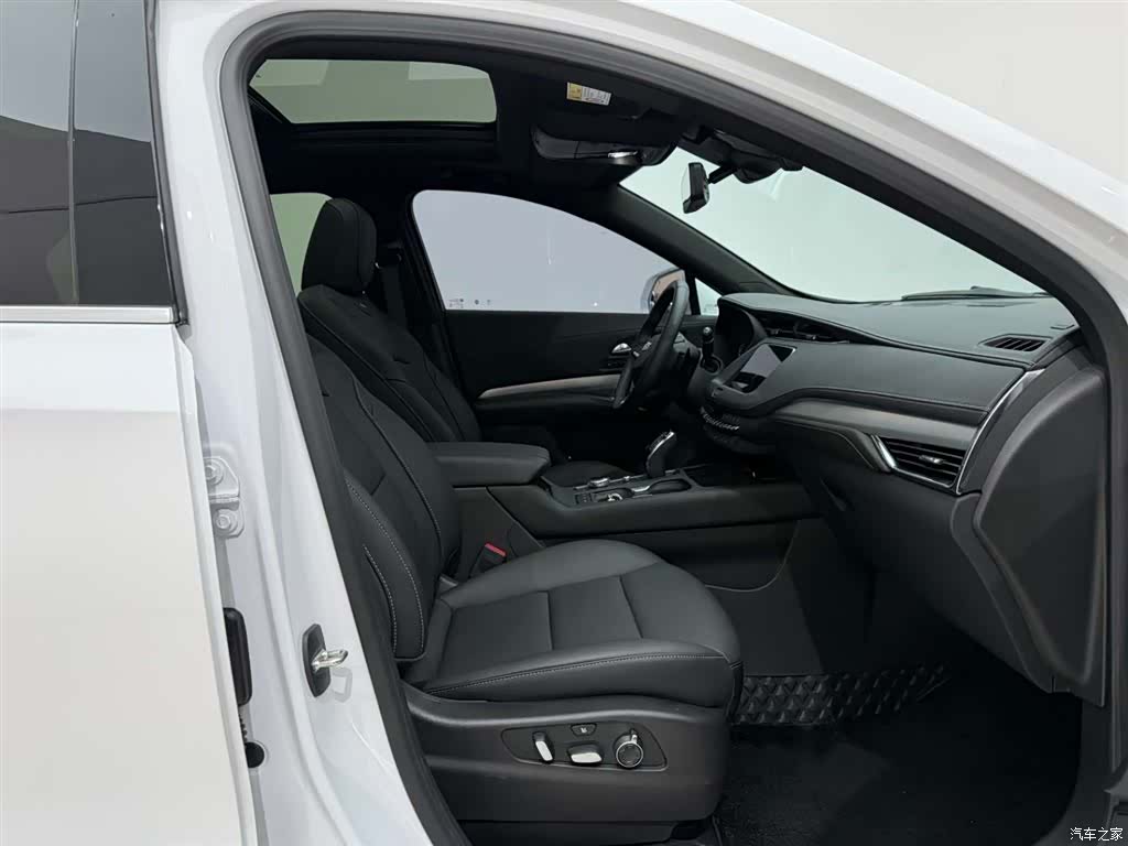 Cadillac XT4, 2023 19