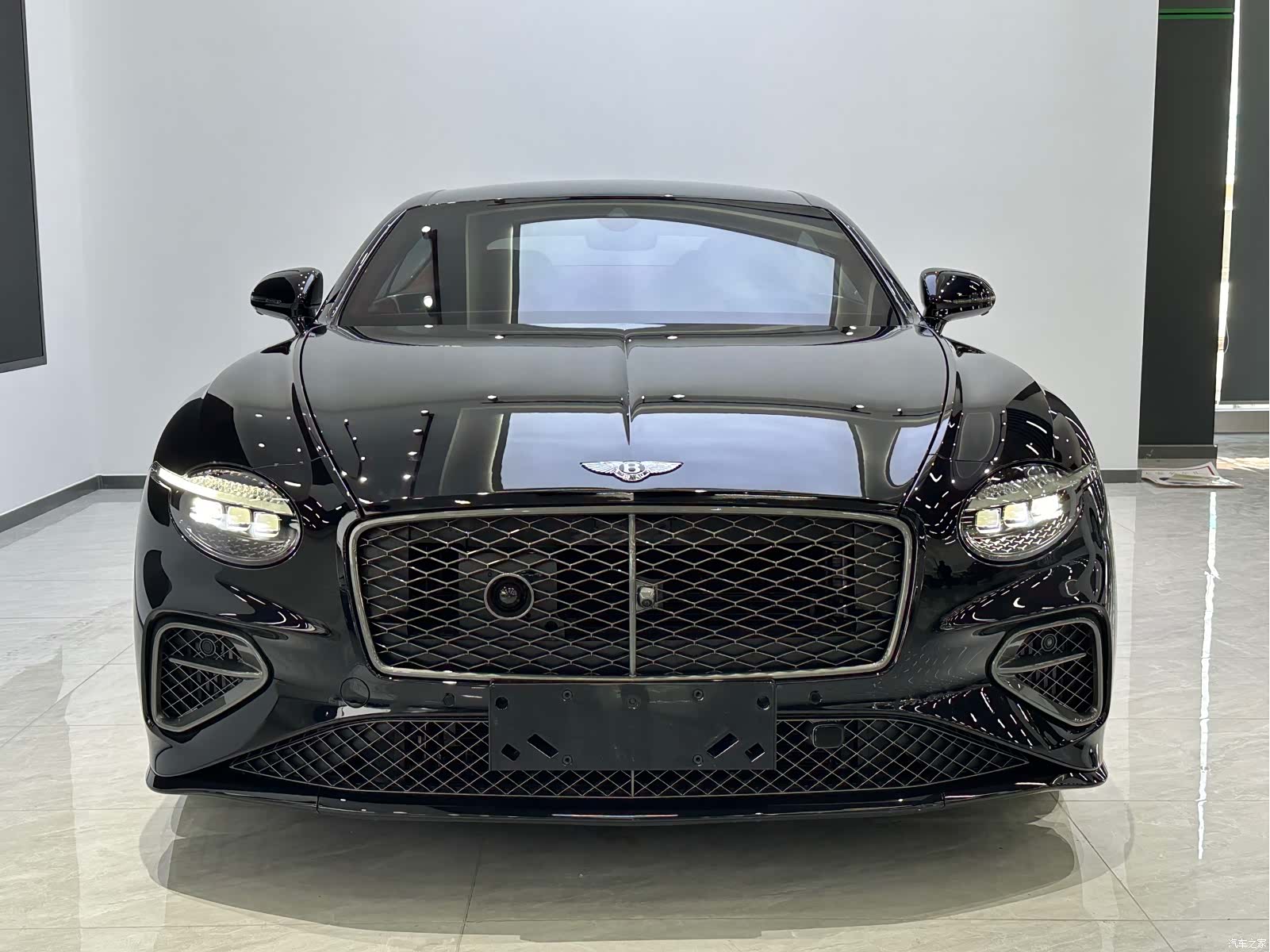 Bentley Continental GT, 2025 2