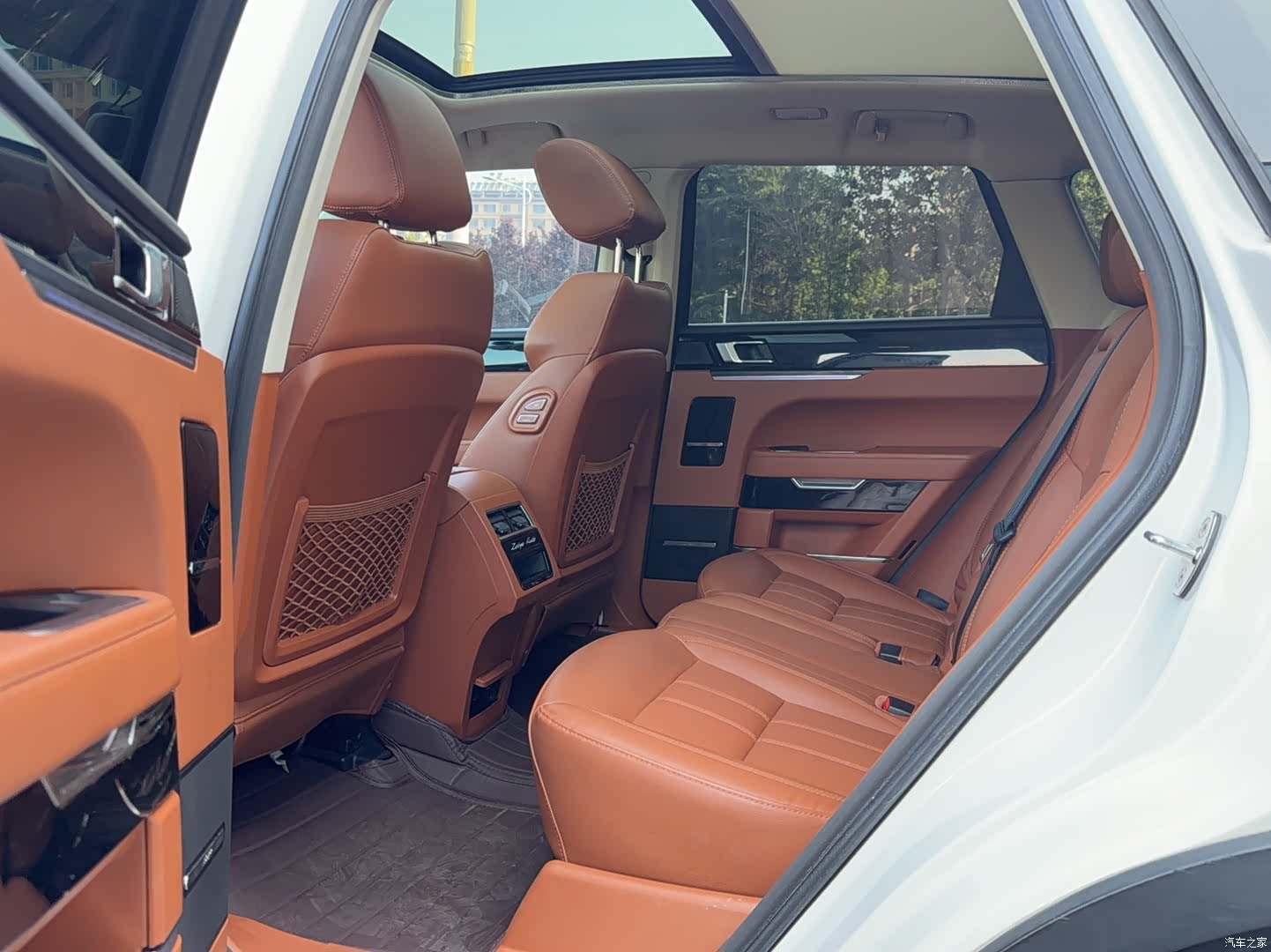 Zotye T700, 2018 9