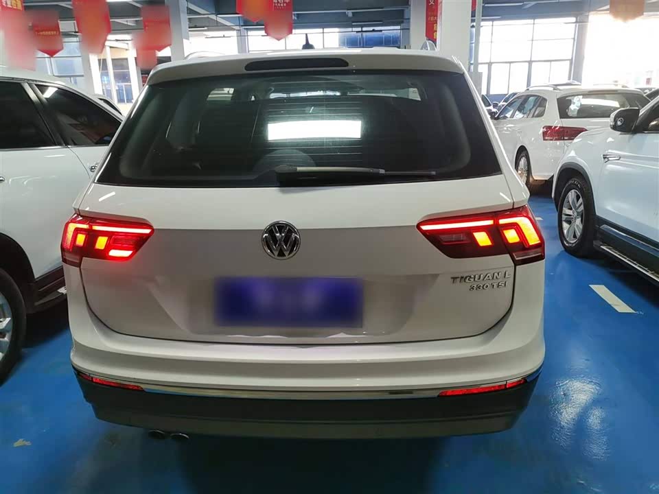 Volkswagen Tiguan L