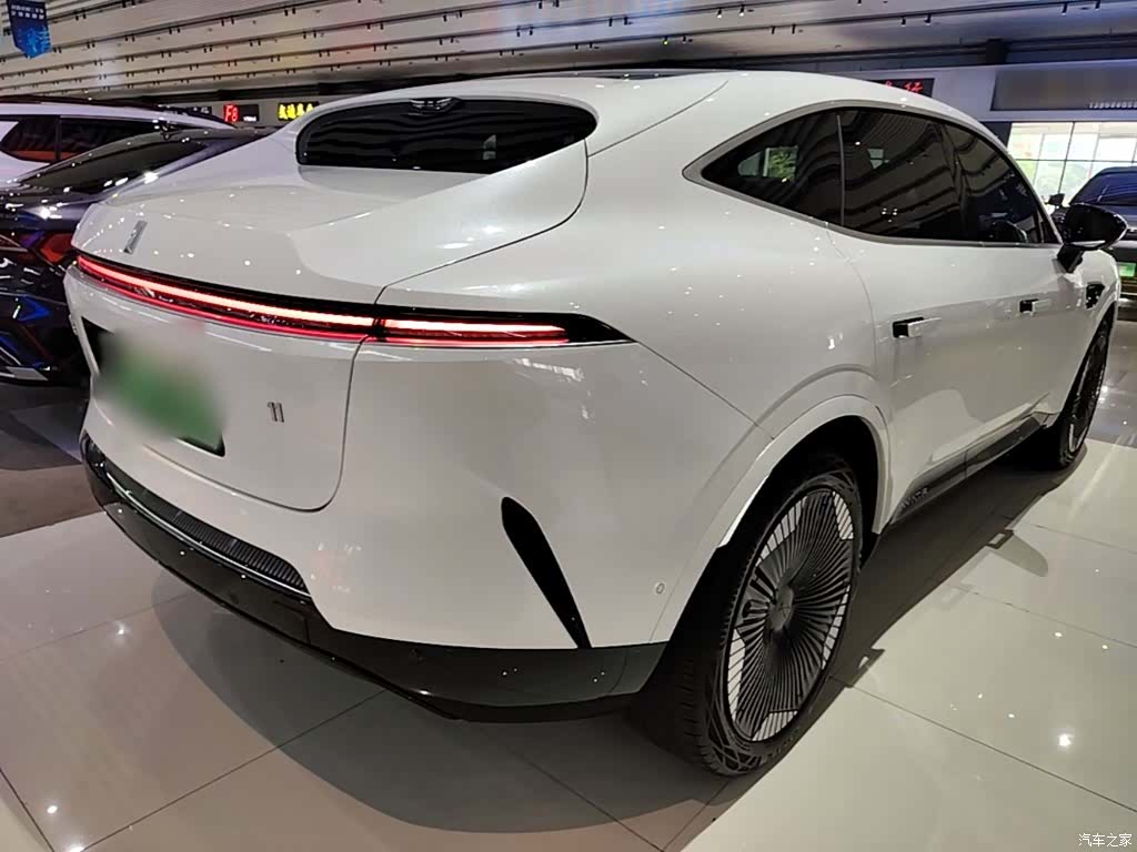 Avatr 11, 2024 7