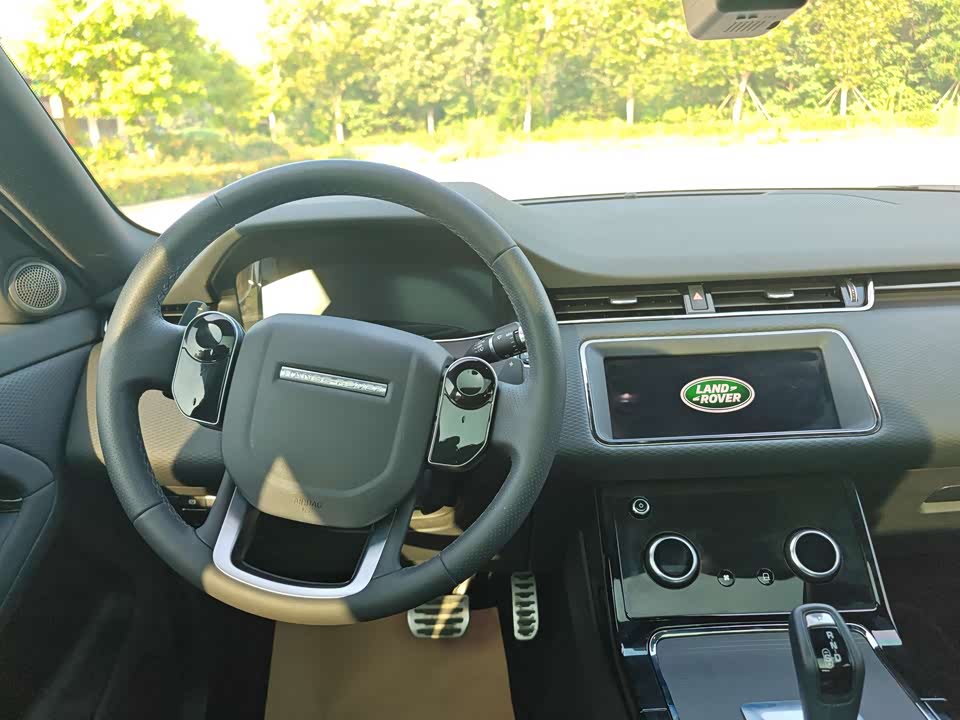 Land Rover Range Rover Aurora Land Rover Range Rover Aurora