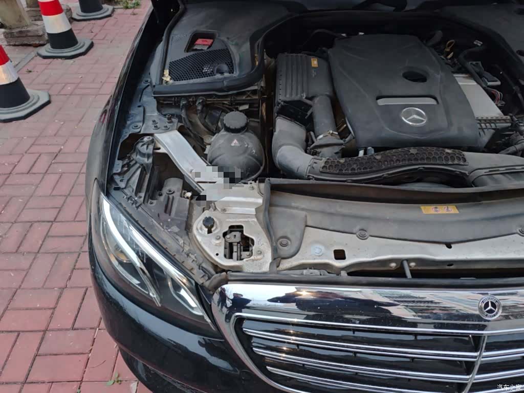 Mercedes-Benz E-Class, 2017 21
