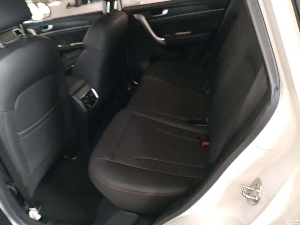 Haval M6, 2021 13