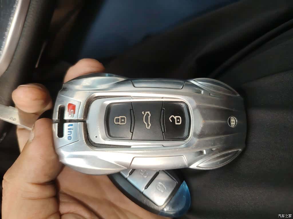 Geely Emgrand, 2017 17