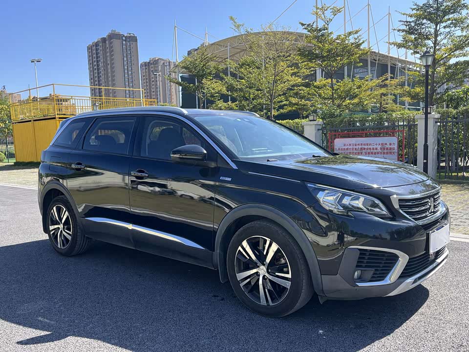 Peugeot 5008