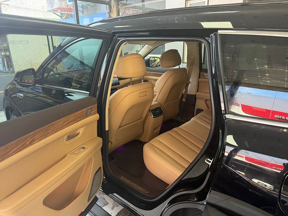 AITO Ask the world M7