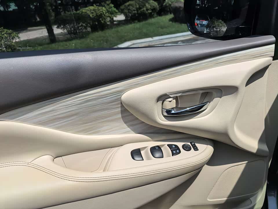 Nissan Loulan Nissan Loulan