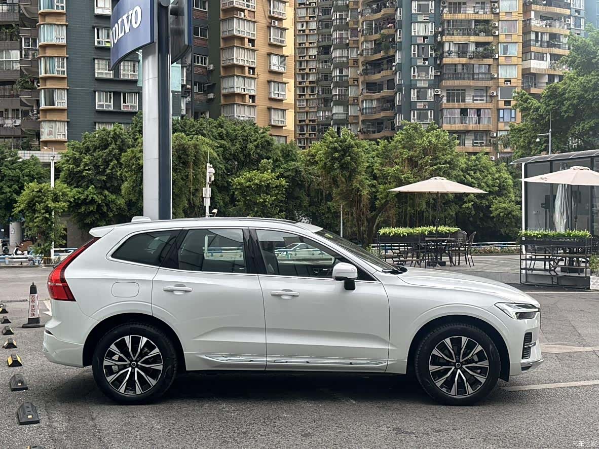 Volvo XC60, 2024 4