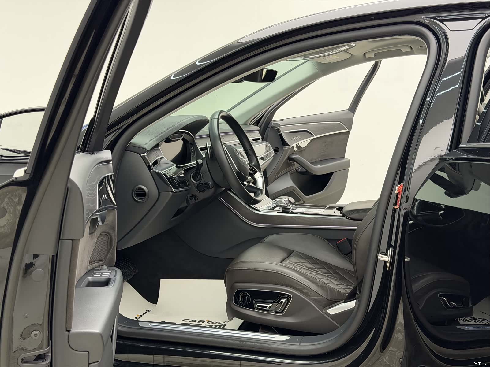 Audi A8L, 2021 11