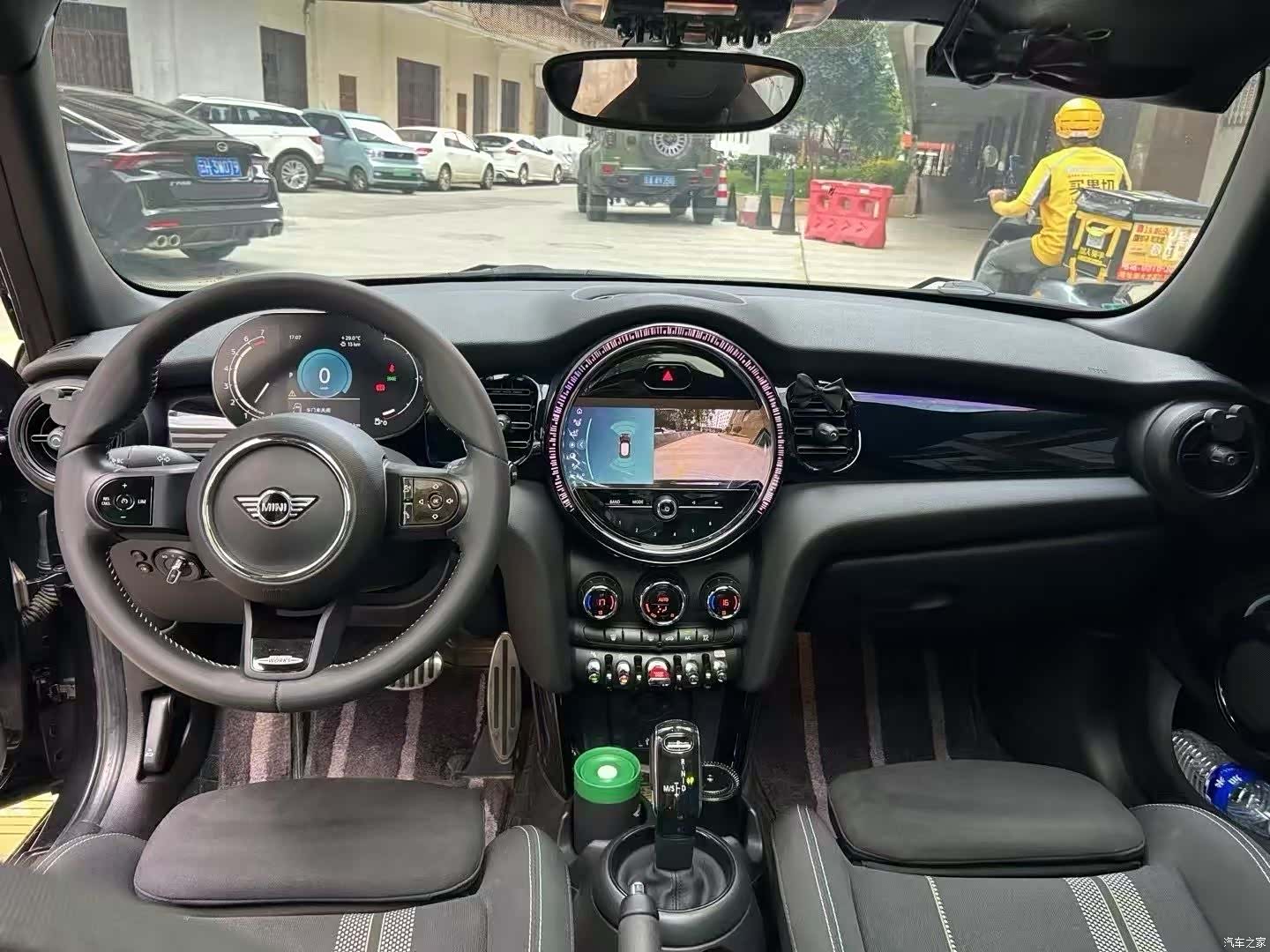 Mini Cooper, 2022 14
