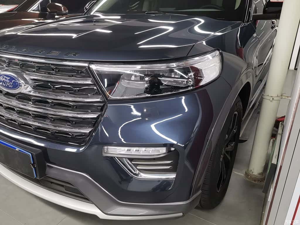 Ford Explorer, 2021 18