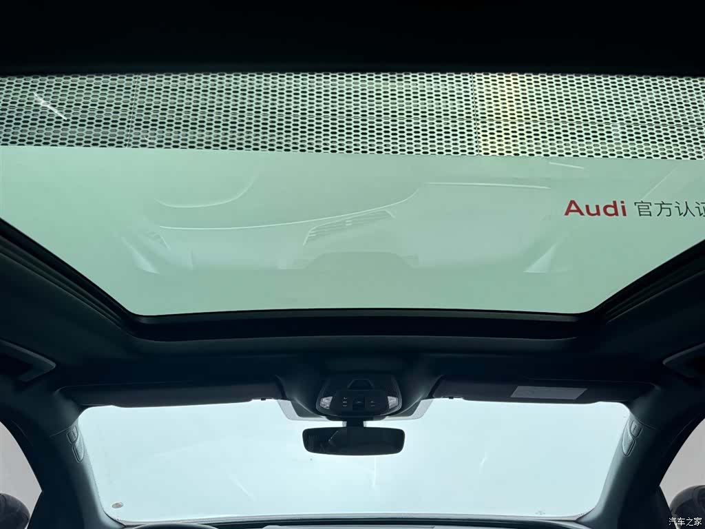 Audi Q5L, 2026 9