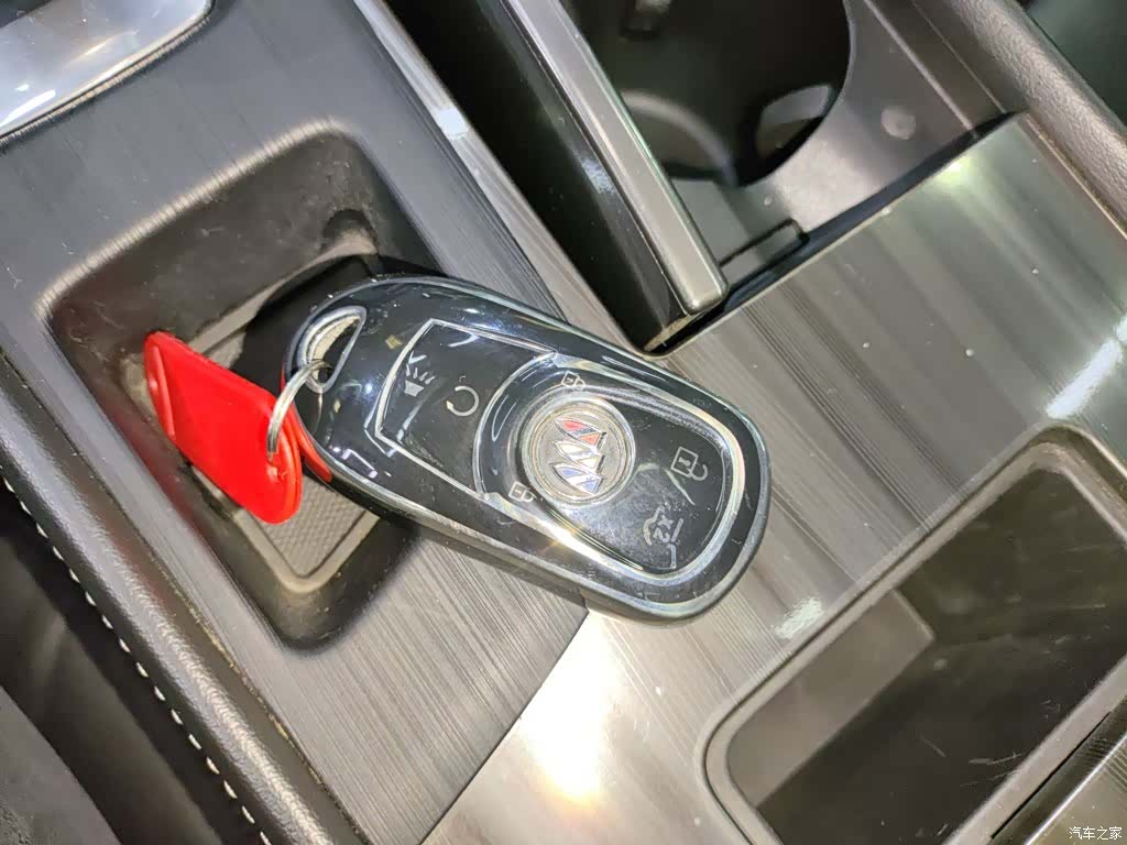 Buick LaCrosse, 2021 11