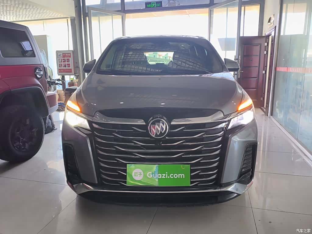 Buick GL8, 2023 3