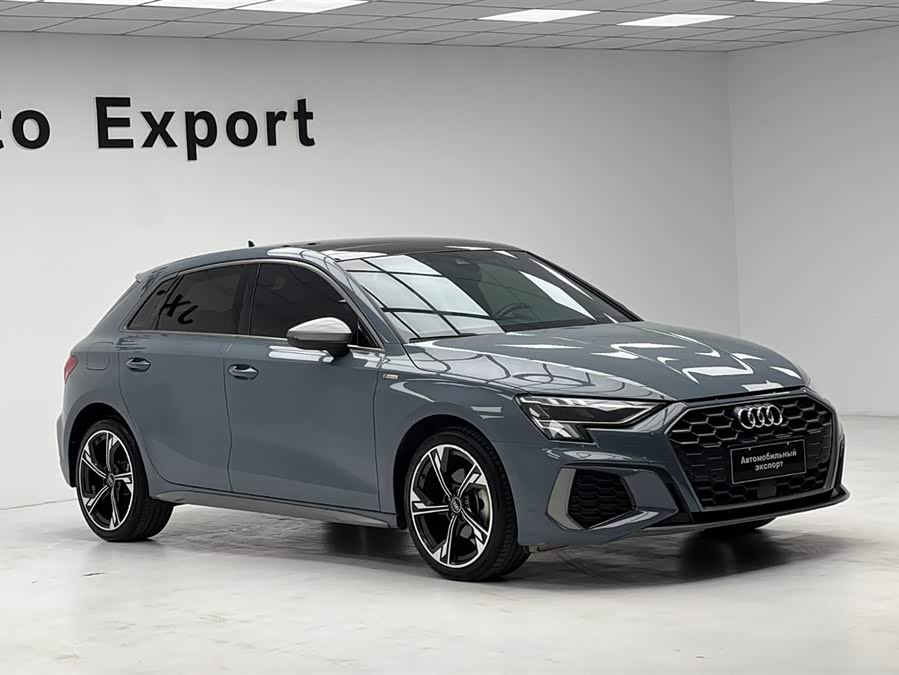 Audi A3 2022, фото 3