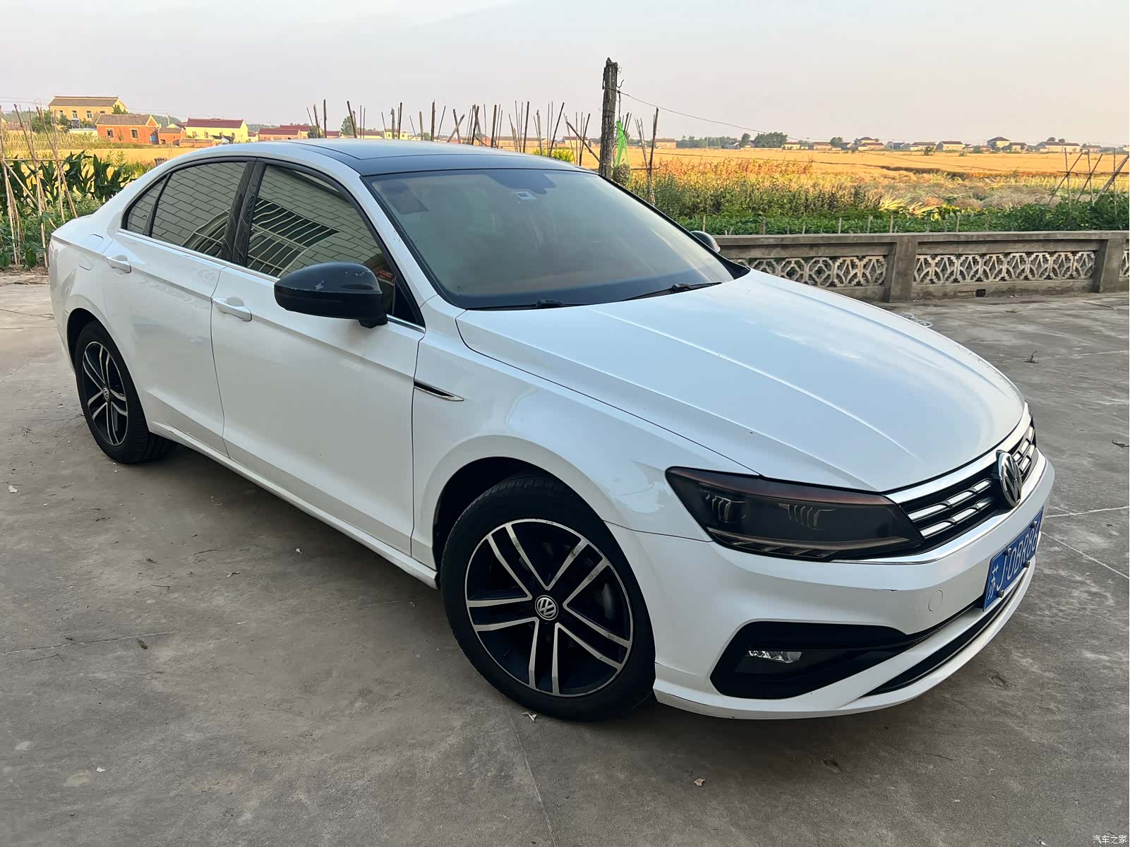 Volkswagen Lamando, 2019 3