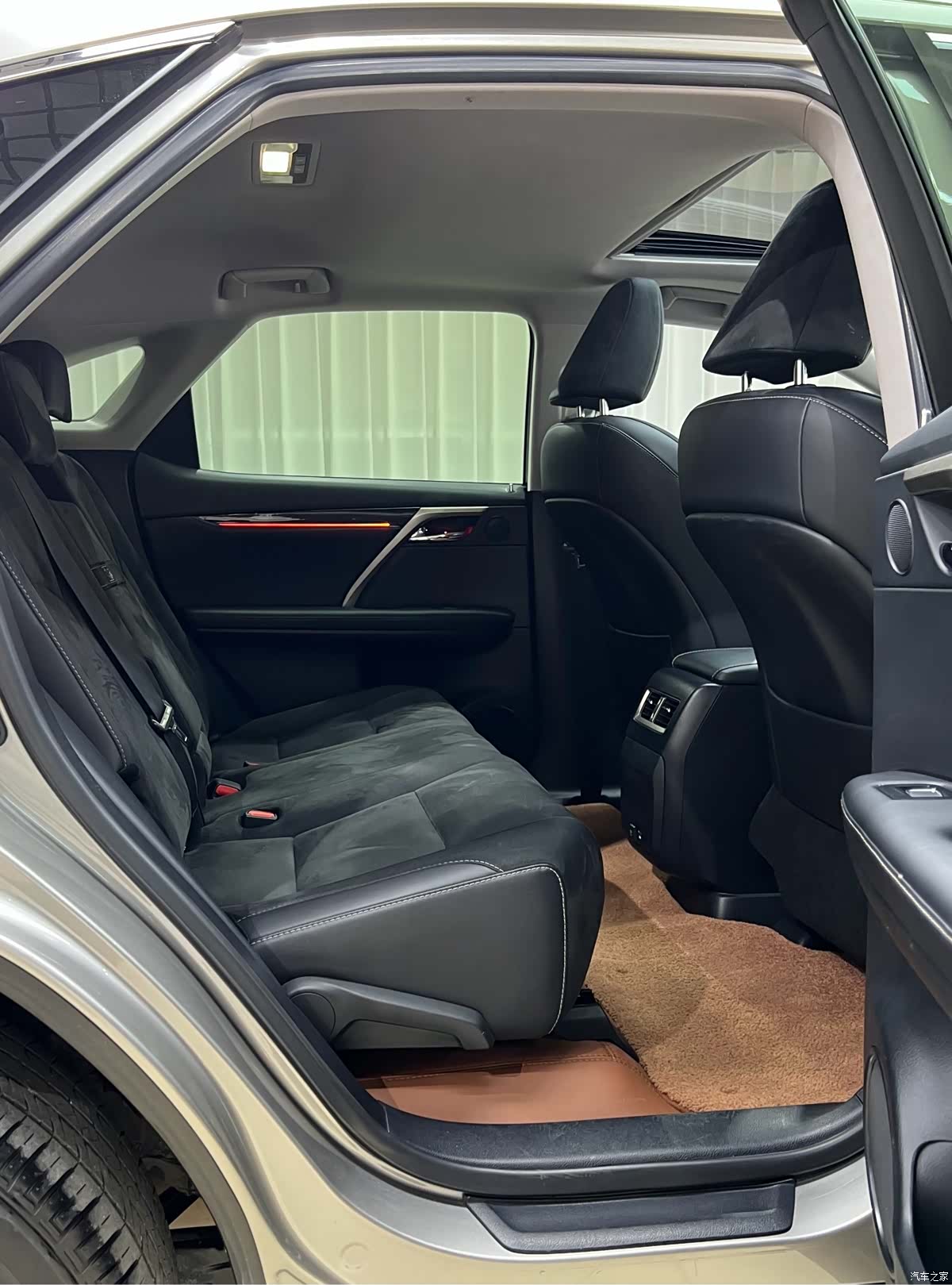 Lexus RX, 2019 18