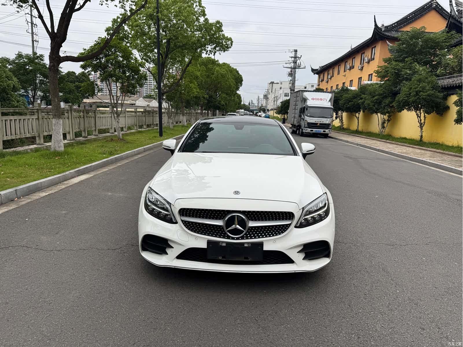 Mercedes-Benz C-Class, 2020 1