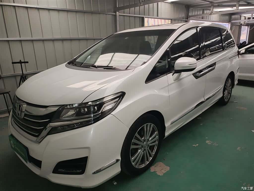 Honda Elysion, 2017 1