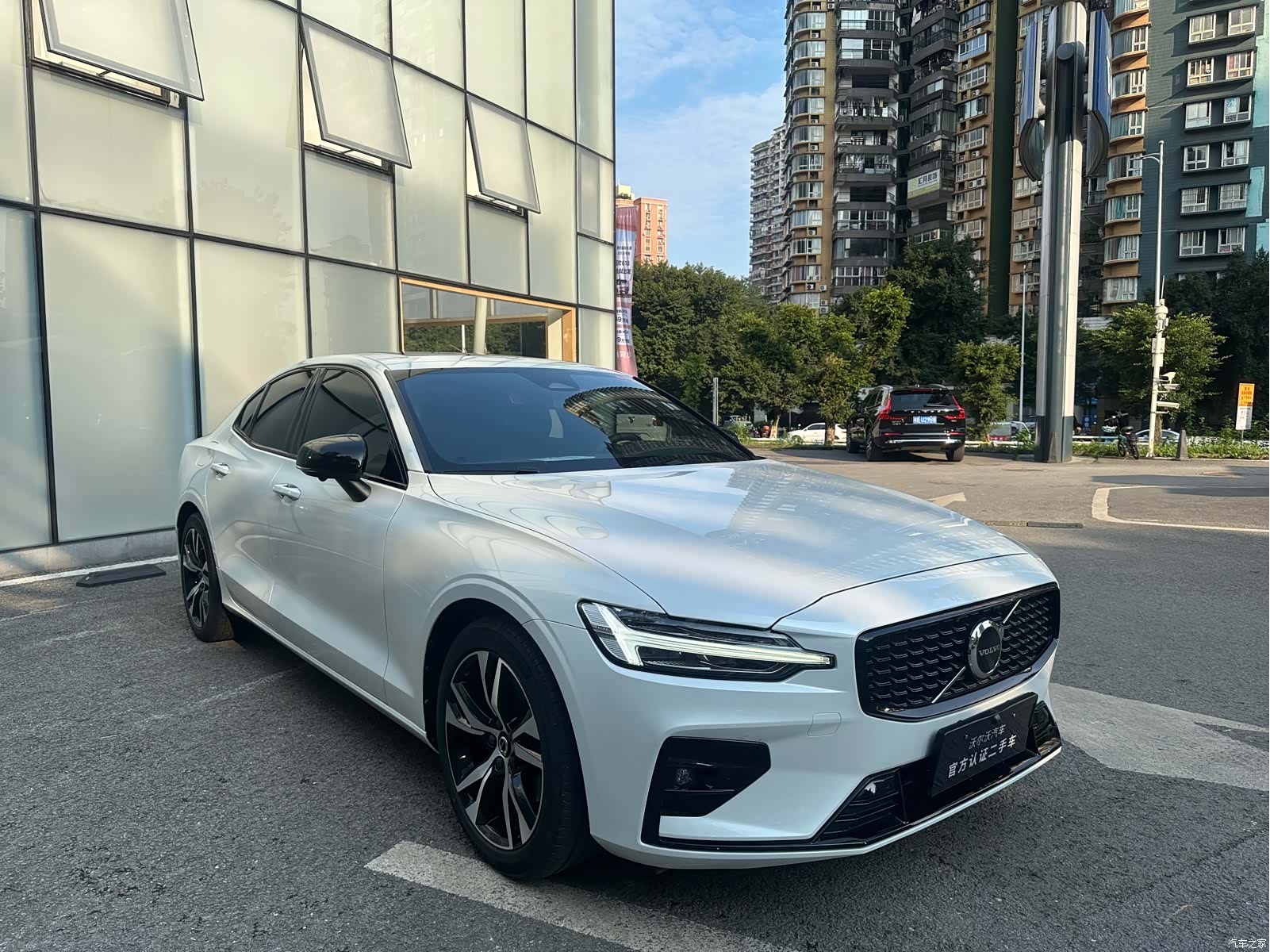 Volvo S60, 2023 3
