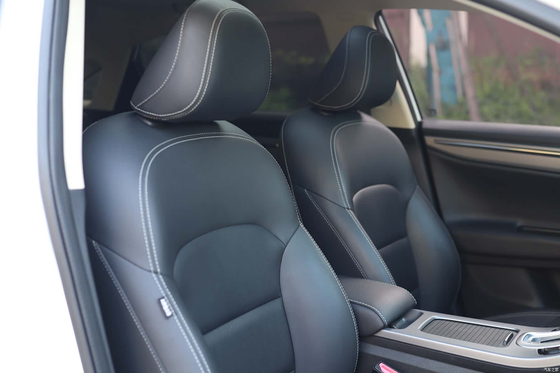 Geely Emgrand, 2019 27