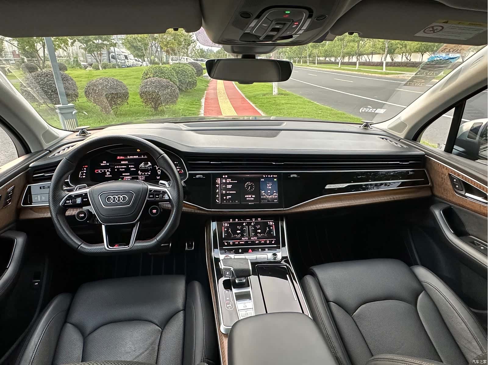 Audi Q7, 2021 9