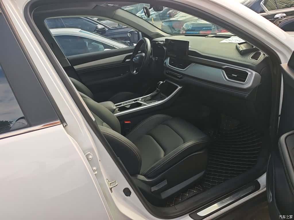 Geely X6, 2020 25