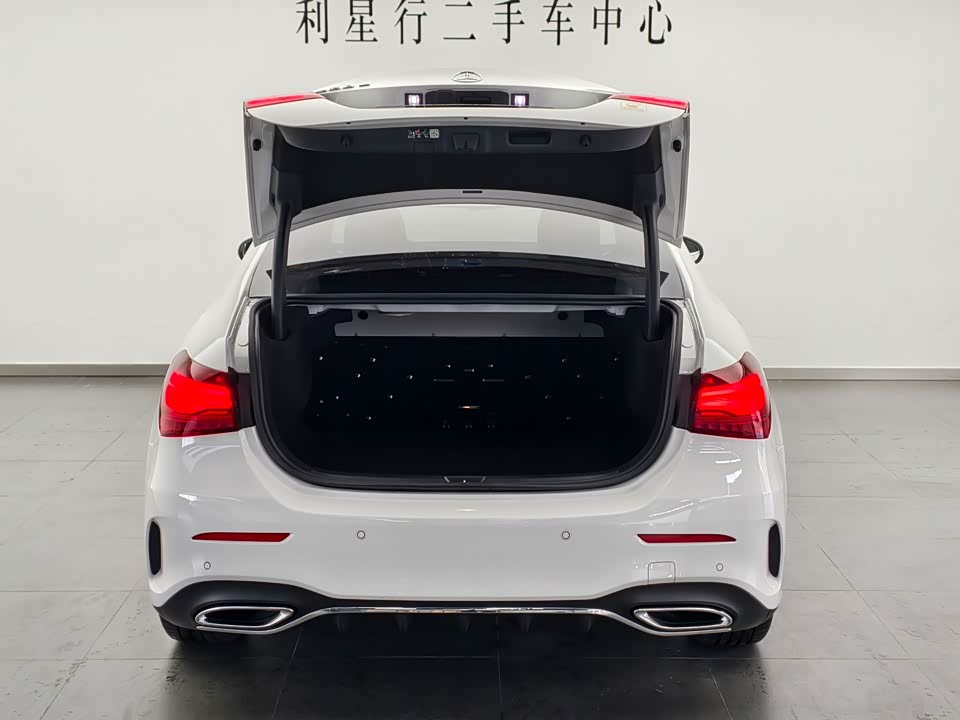 Mercedes-Benz Class A Mercedes-Benz Class A