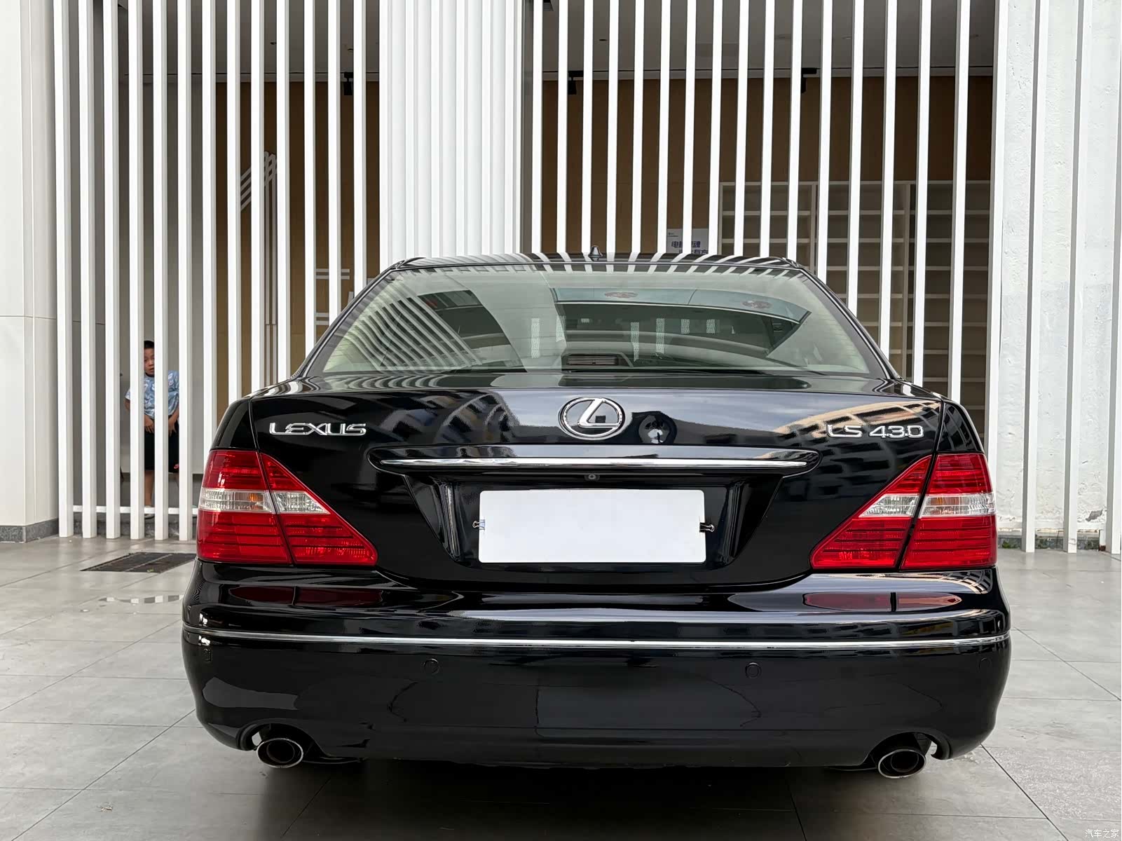 Lexus LS, 2005 16
